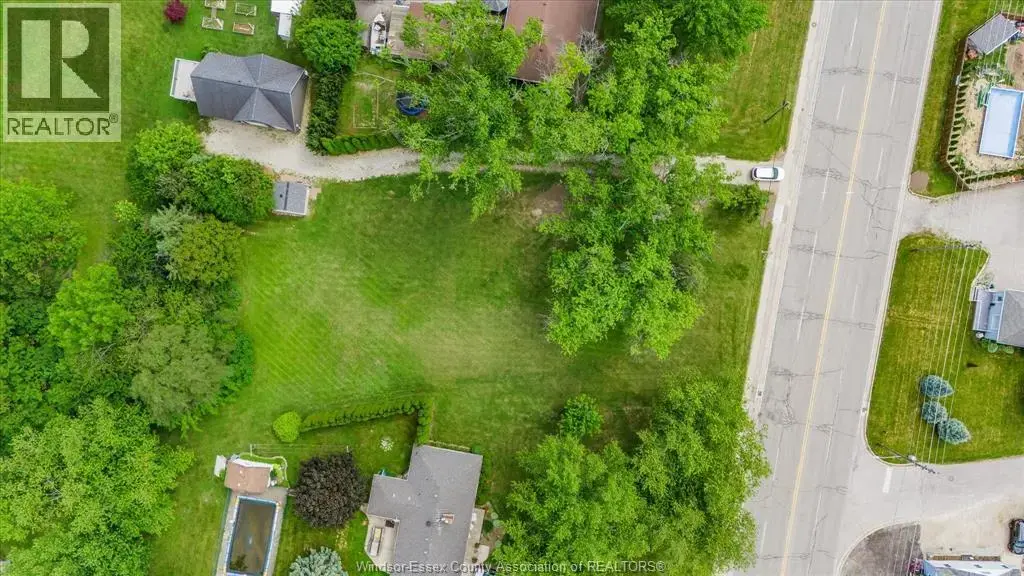 1117 Front Road North, Amherstburg
